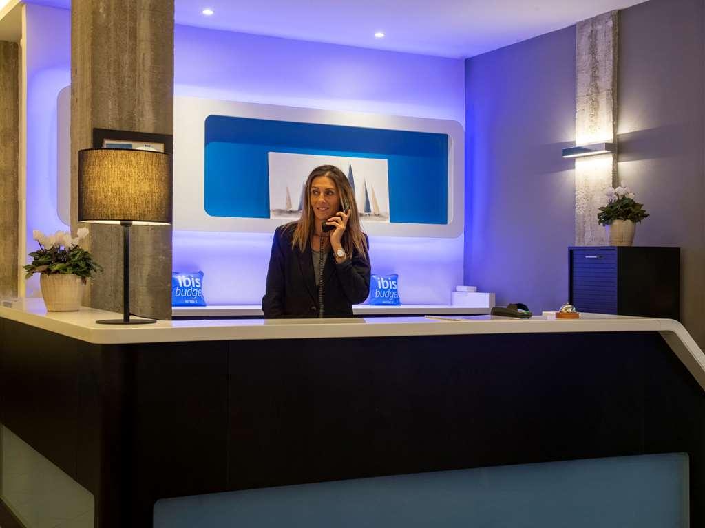 Ibis Budget Hotel 2*
